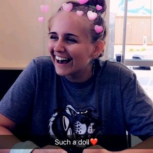 Meet your Posher, Anna